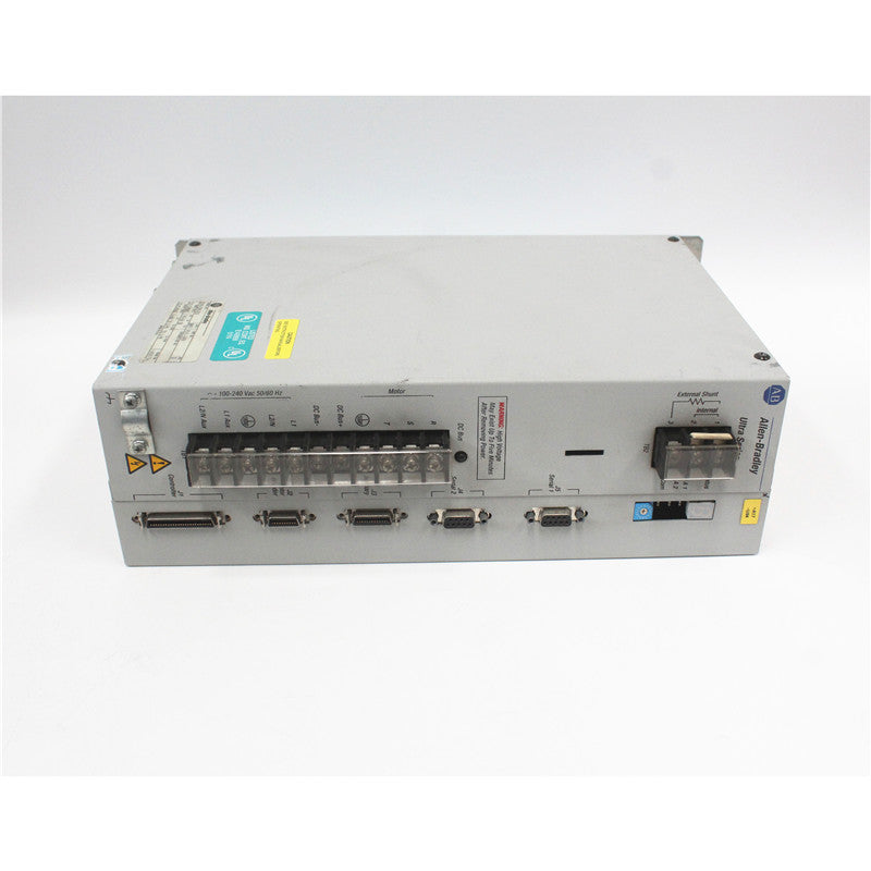 Allen-Bradley 1398-DDM-030 Servo Drive