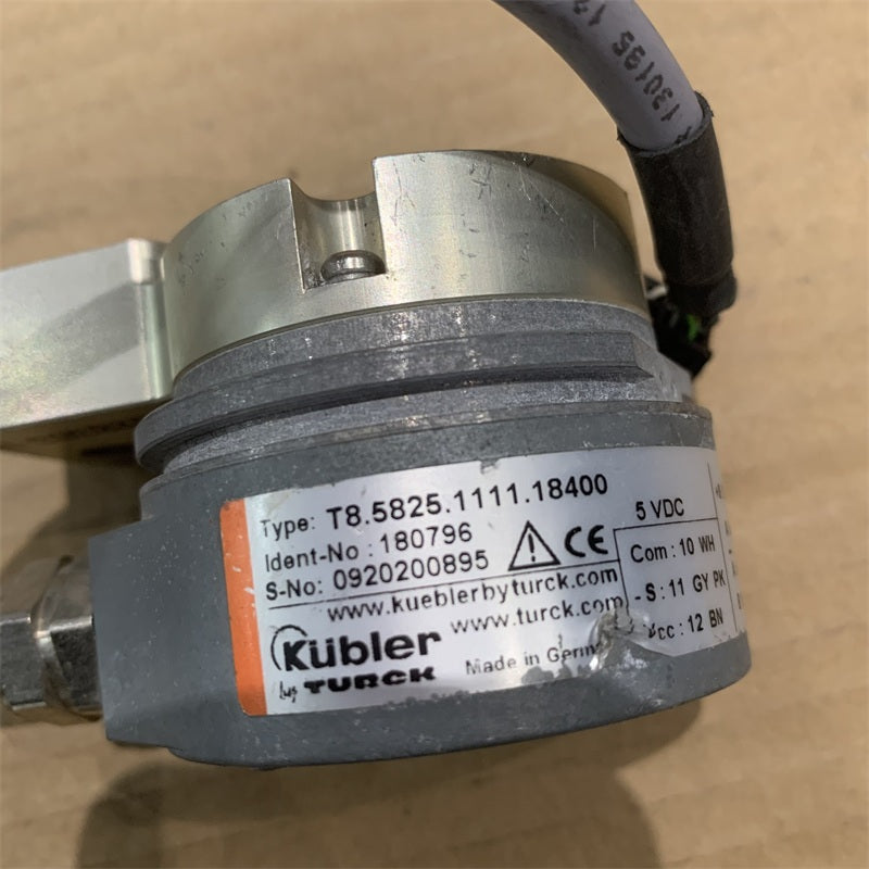 Rotary T8.5825.1111.18400 encoder