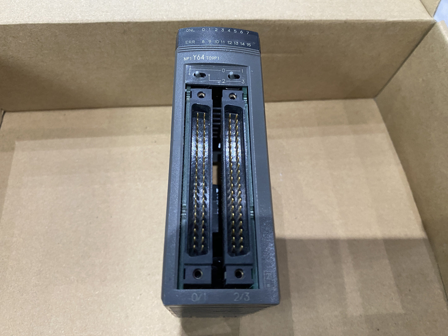 FUJI ELECTRIC NP1Y64T09P1 DIGITAL OUTPUT MODULE