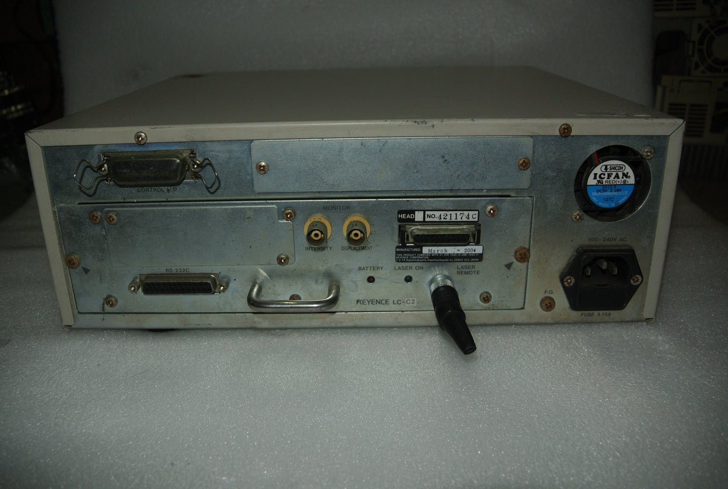 KEYENCE LC-2401 LASER DISPLACEMENT METER