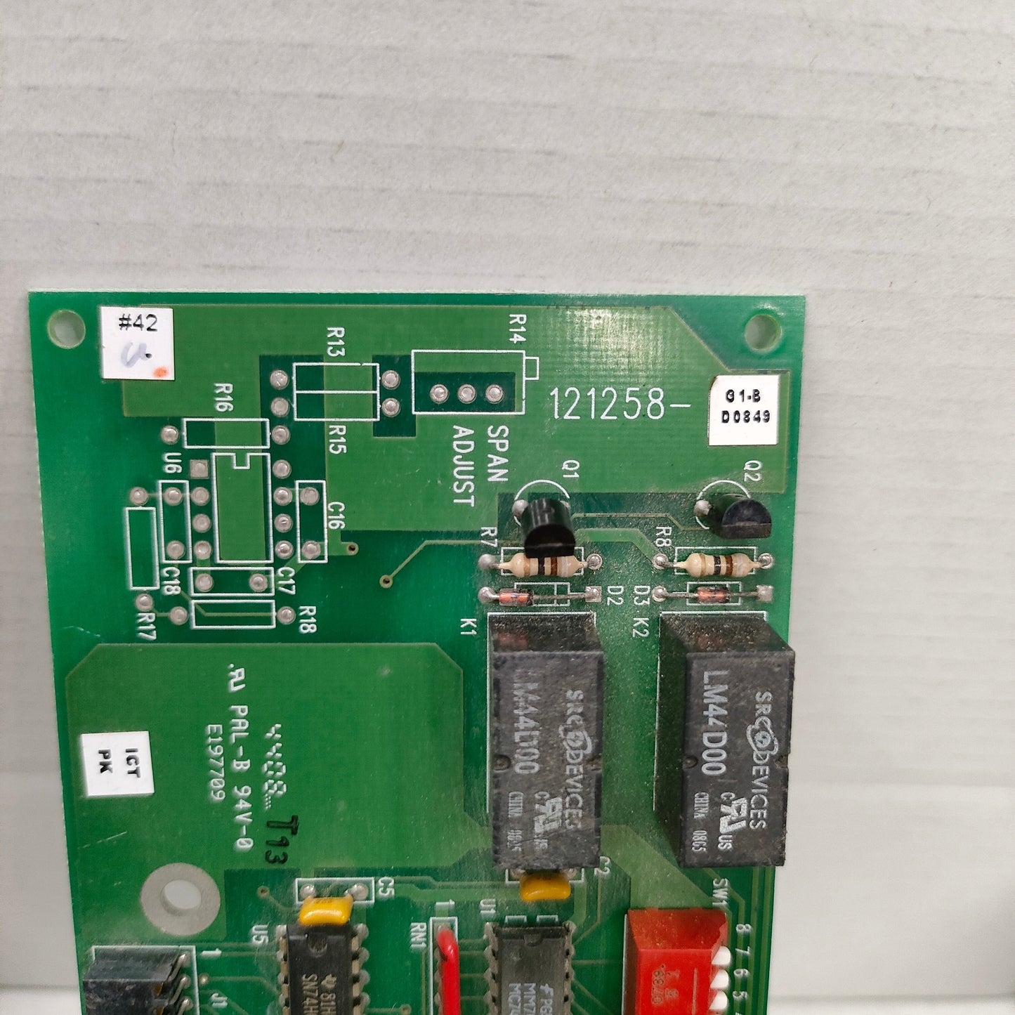 MKS Instruments 121258-G1-B I/O Card