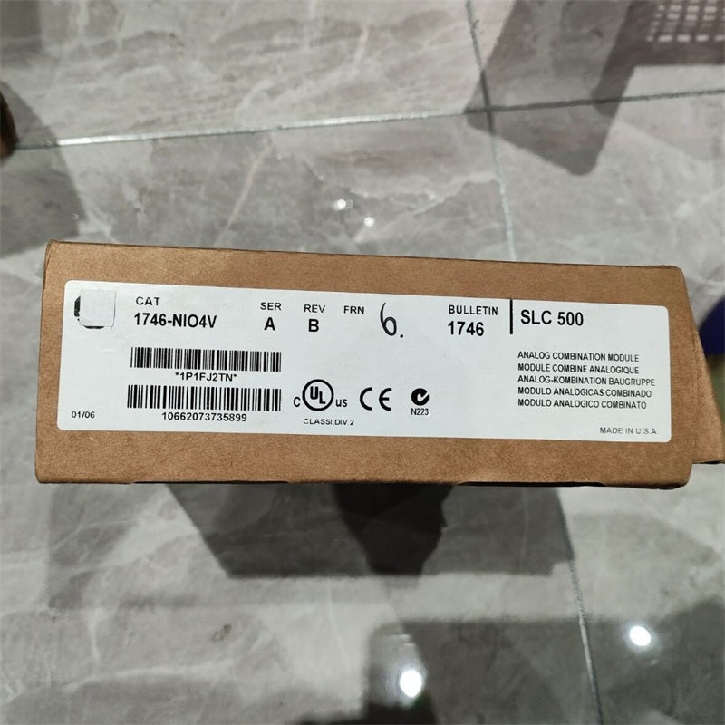 Allen-Bradley 1746-NIO4V Analog Output Module