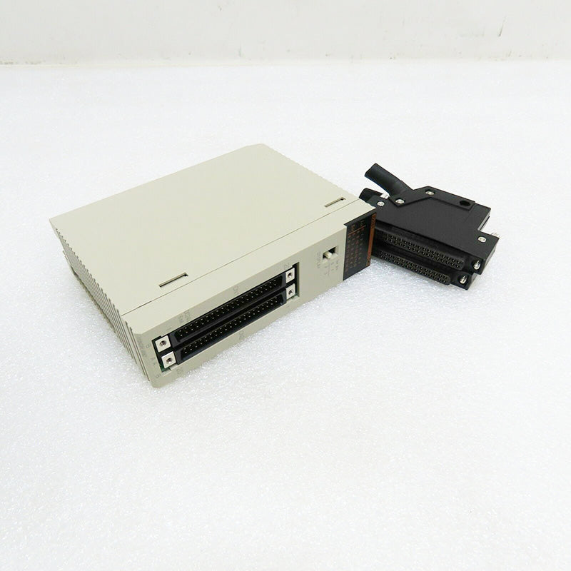 Omron CS1W-ID261 PLC Module