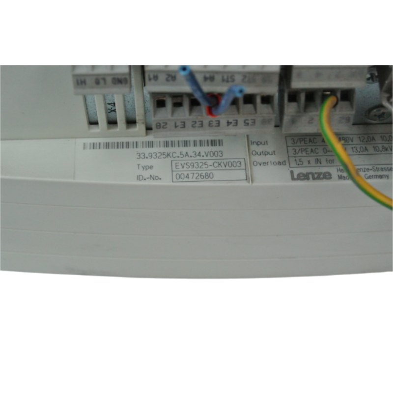 Lenze EVS9325-CKV003 Servo Drive Input 400/480V