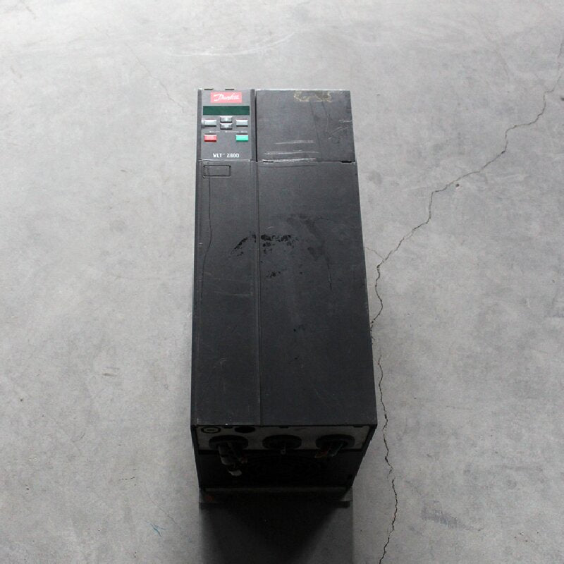 Danfoss VLT2881PT4B20STR0DBF00A00 Inverter 195N1121