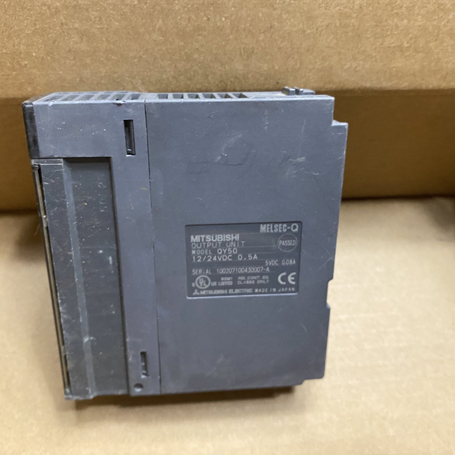 Mitsubishi QY50 Output Unit