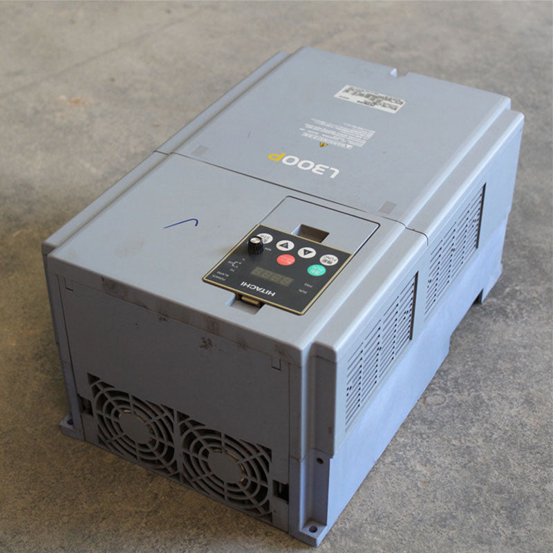 Hitachi L300P-185LFRFMA Engraving machine spindle Inverter