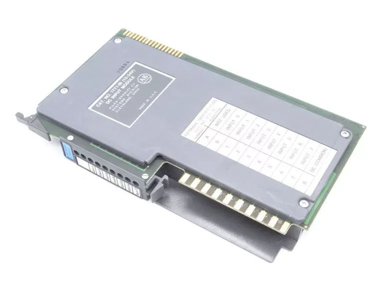 ALLEN BRADLEY 1771-IB PLC MODULE