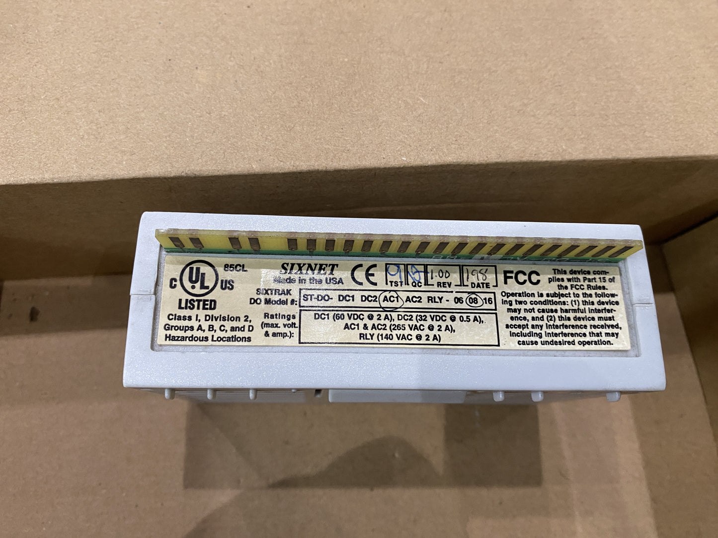 Sixnet ST-DO-AC1-08 8-Channel Discrete Output Module