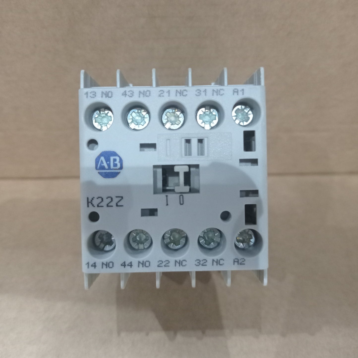 Allen-Bradley 700-K22Z-ZA Control Relay