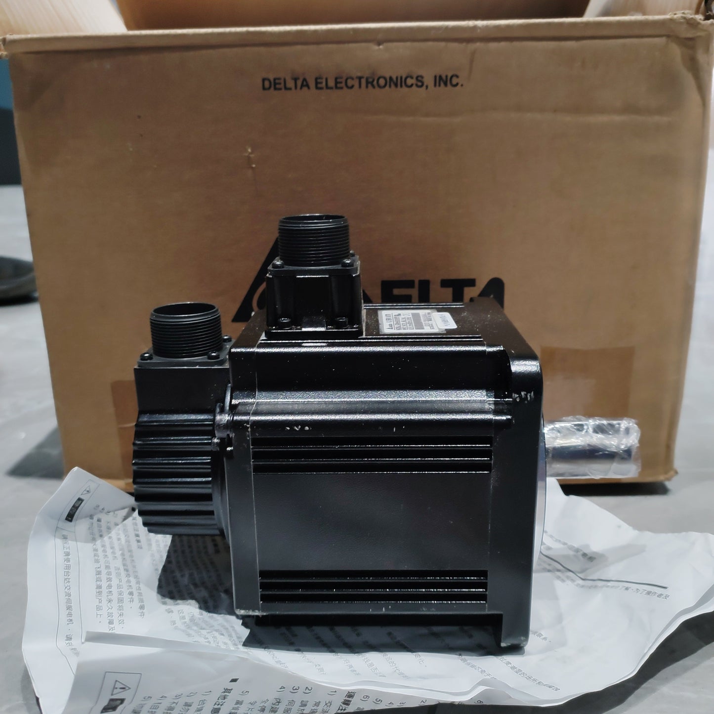 Delta ECMA-E31315PS Servo Motor