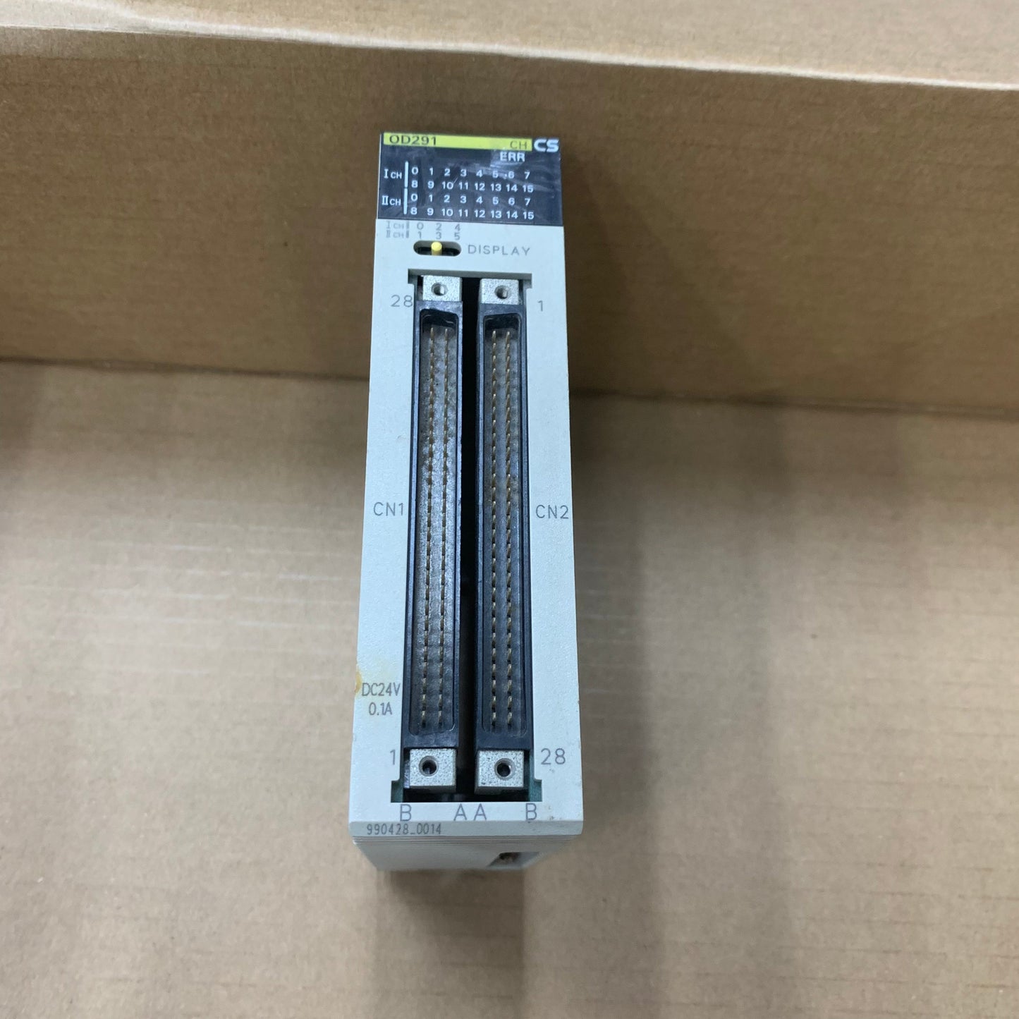 OMRON CS1W-OD291 OUTPUT MODULE