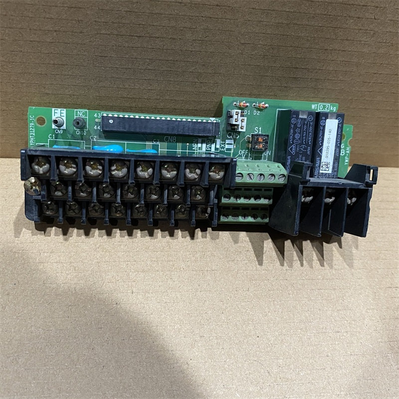 YASKAWA ETC618111 inverter terminal board