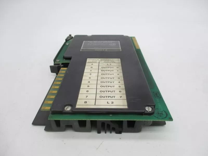 Allen Bradley 1771-OA Output Module