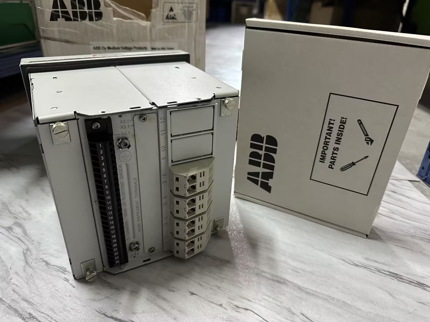 ABB REM610C51HCNN MOTOR PROTECTION RELAY