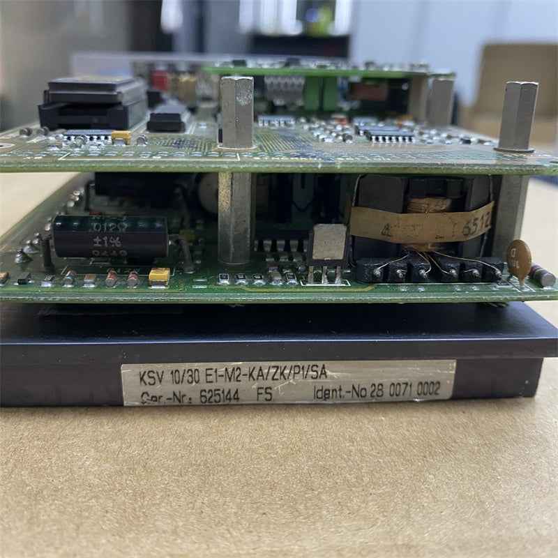 GEORGII KOBOLD KSV10/30E1-M2-KA/ZK/P1/SA Servo Drive