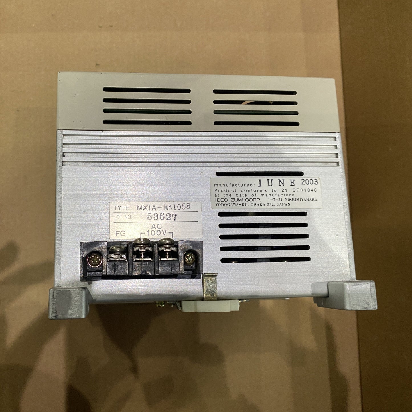 IDEC MX1A-MK1058 LASER DISPLACEMENT