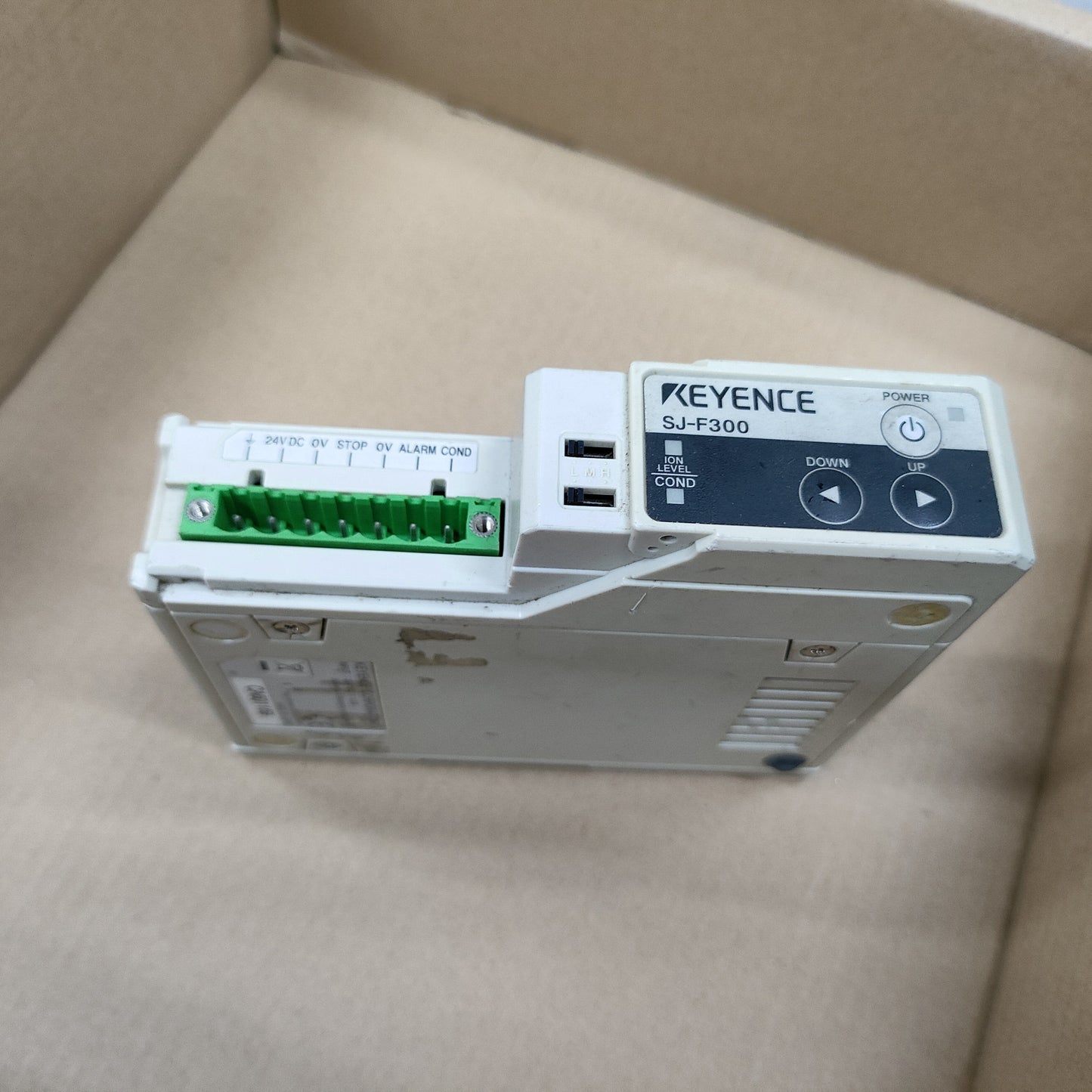 KEYENCE SJ-F300 Static Eliminator
