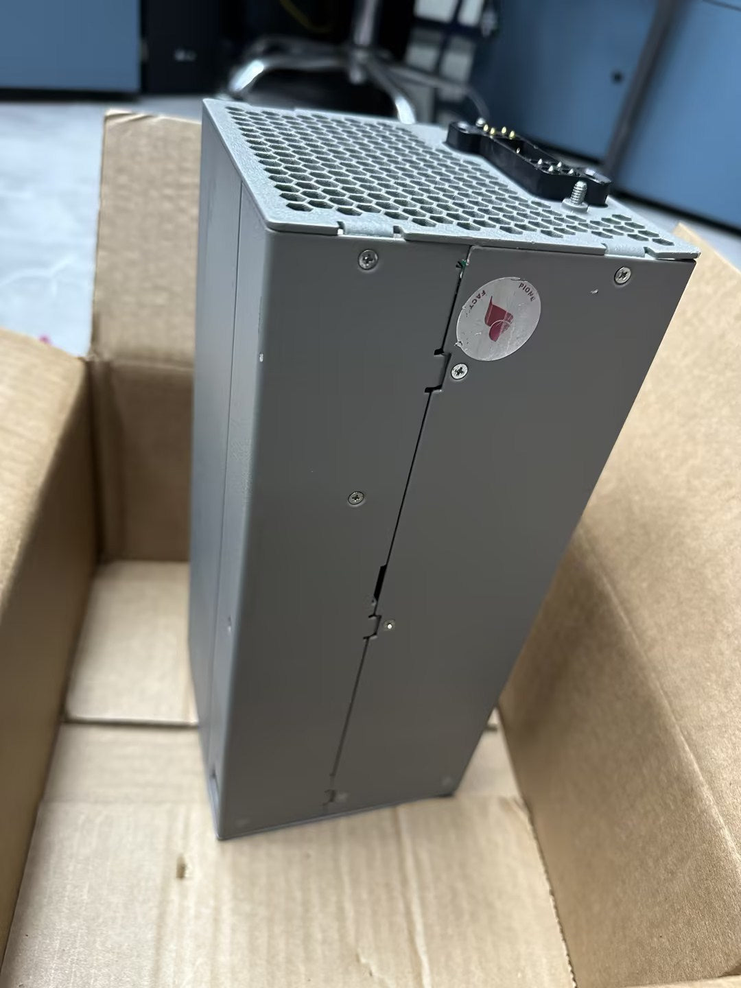 Pioneer Magnetics PM33211BP-5-1-3–F Power Supply