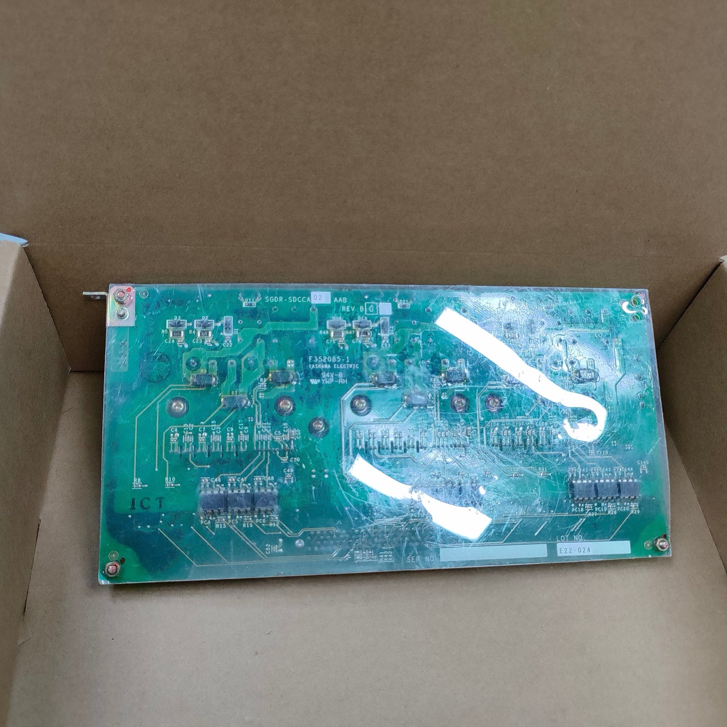 YASKAWA SGDR-SDCCA02AAB Robot Controller Board