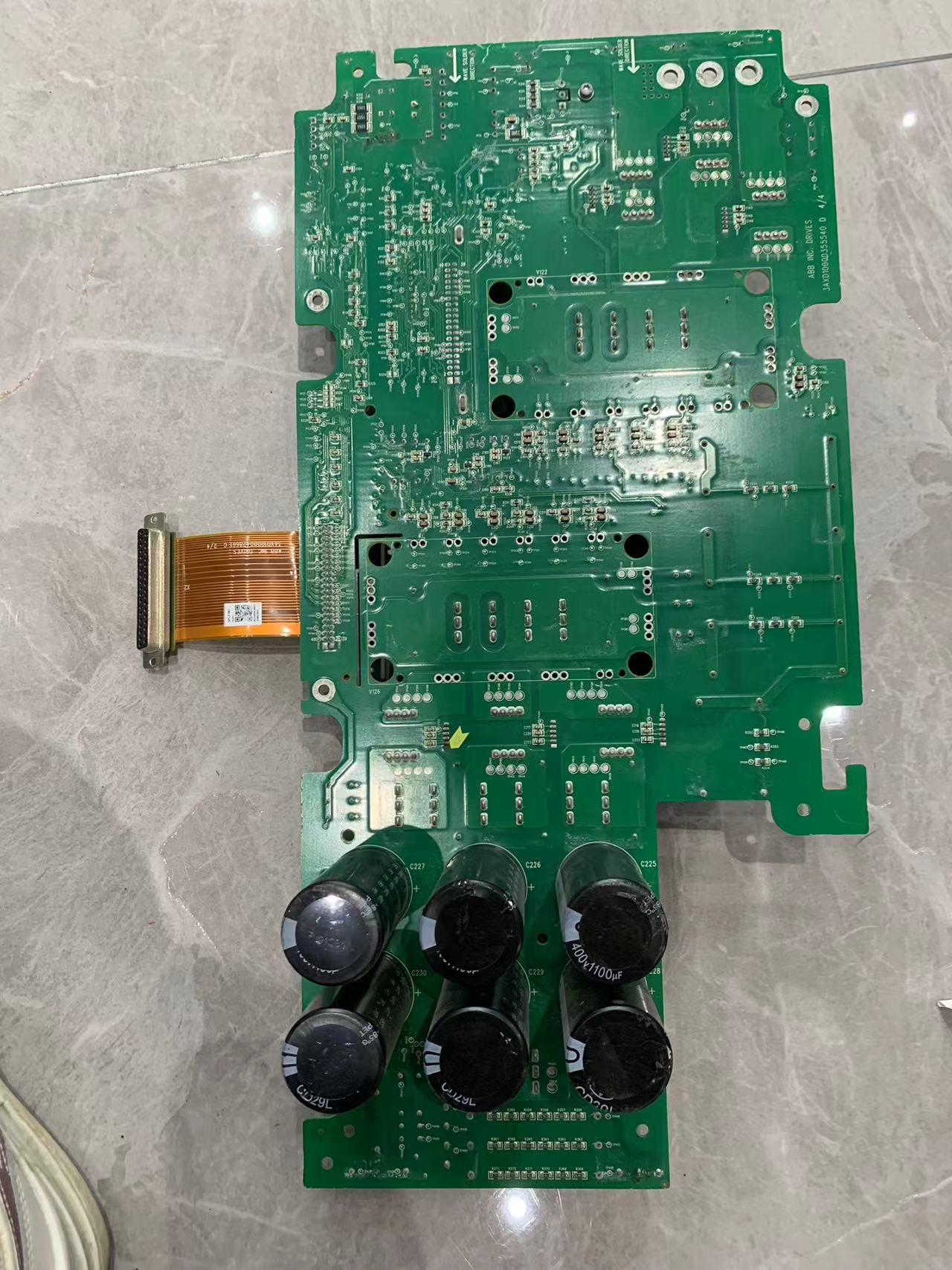 ABB QPWR-562-EN ACS800 Drive Board