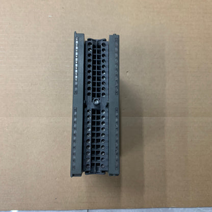 SIEMENS 6ES7331-7PF01-0AB0 SIMATICS S7-300 ANALOG INPUT MODULE