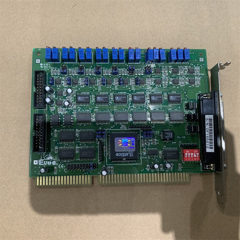 Advantech PCL-726 analog output card