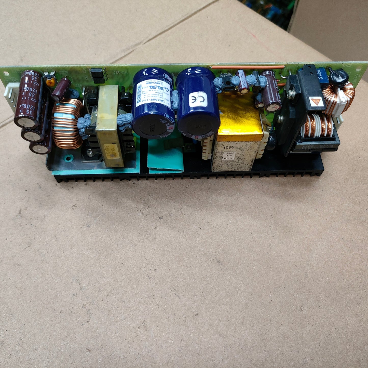 Nemic-Lambda ZWS150PF-24-J Power Supply