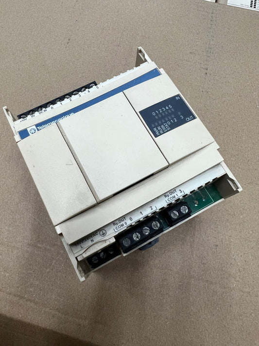 Schneider Electric TWDLCAA10DRF Extendable PLC