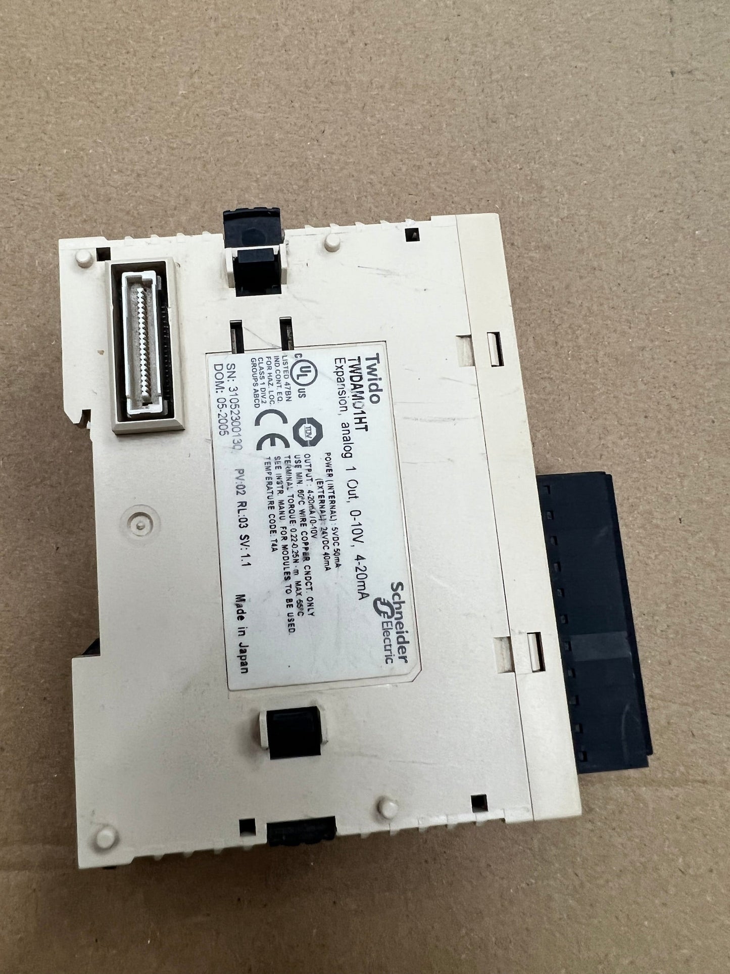 Schneider Electric Twido TWDAMO1HT Analog Expansion Module