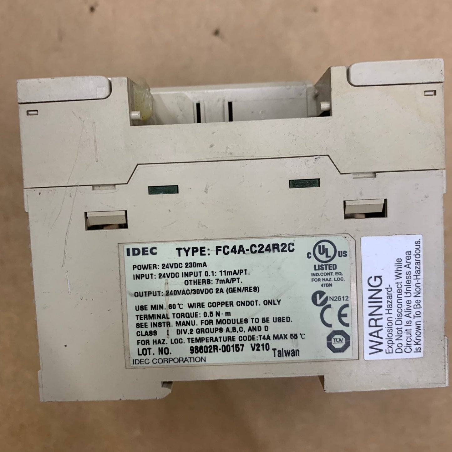 IDEC MicroSmart FC4A-C24R2C PLC Module
