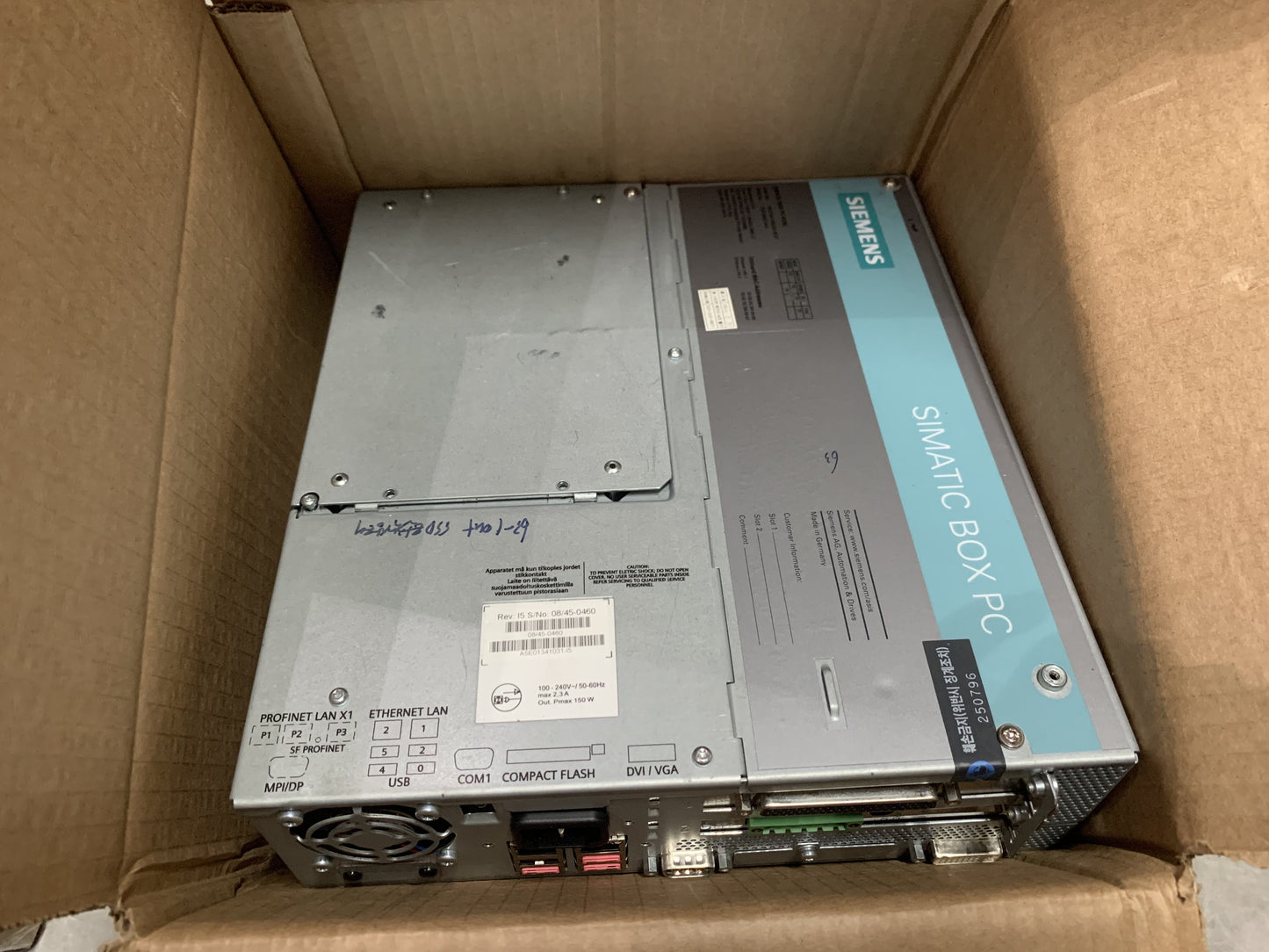 SIEMENS SIMATIC BOX PC 627B (AC) 6ES7647-6BD20-0EX0