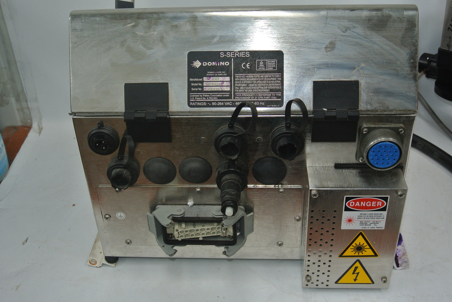 DOMINO CONTROLLER DEC 2003 Laser marking machine
