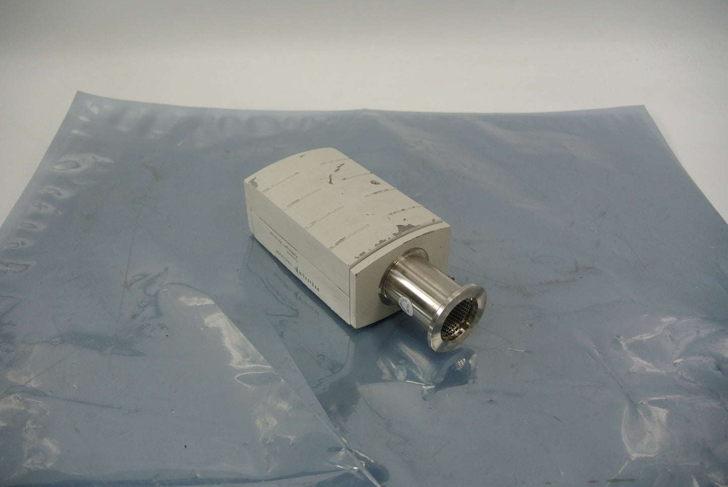 Pfeiffer PBR260 Vacuum Gauge