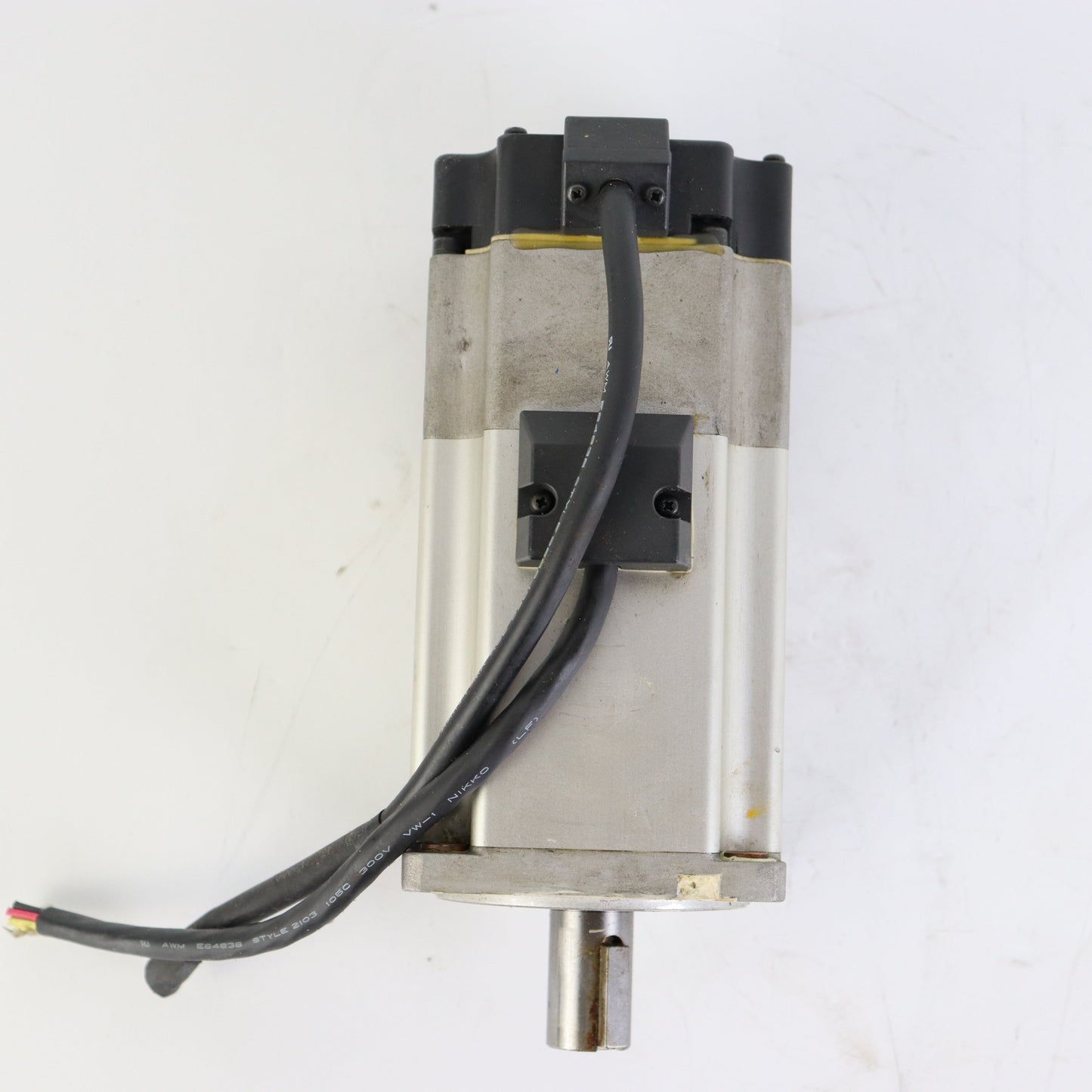 Panasonic MHMJ082S1V Motor
