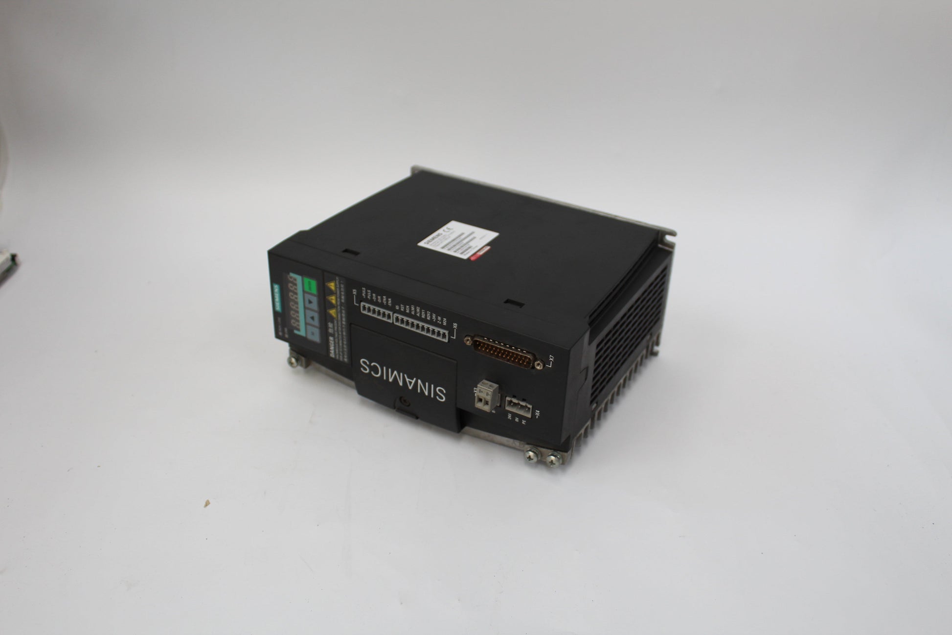 Siemens 6SL3210-5CC16-0UA0 Sinamics V60.1 Servo Drive - Pulingma Automation