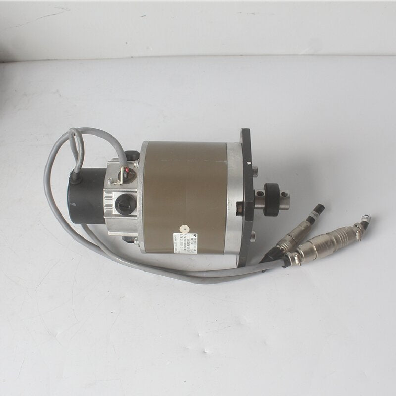 YASKAWA UGQMEM-06-SW12  Motor