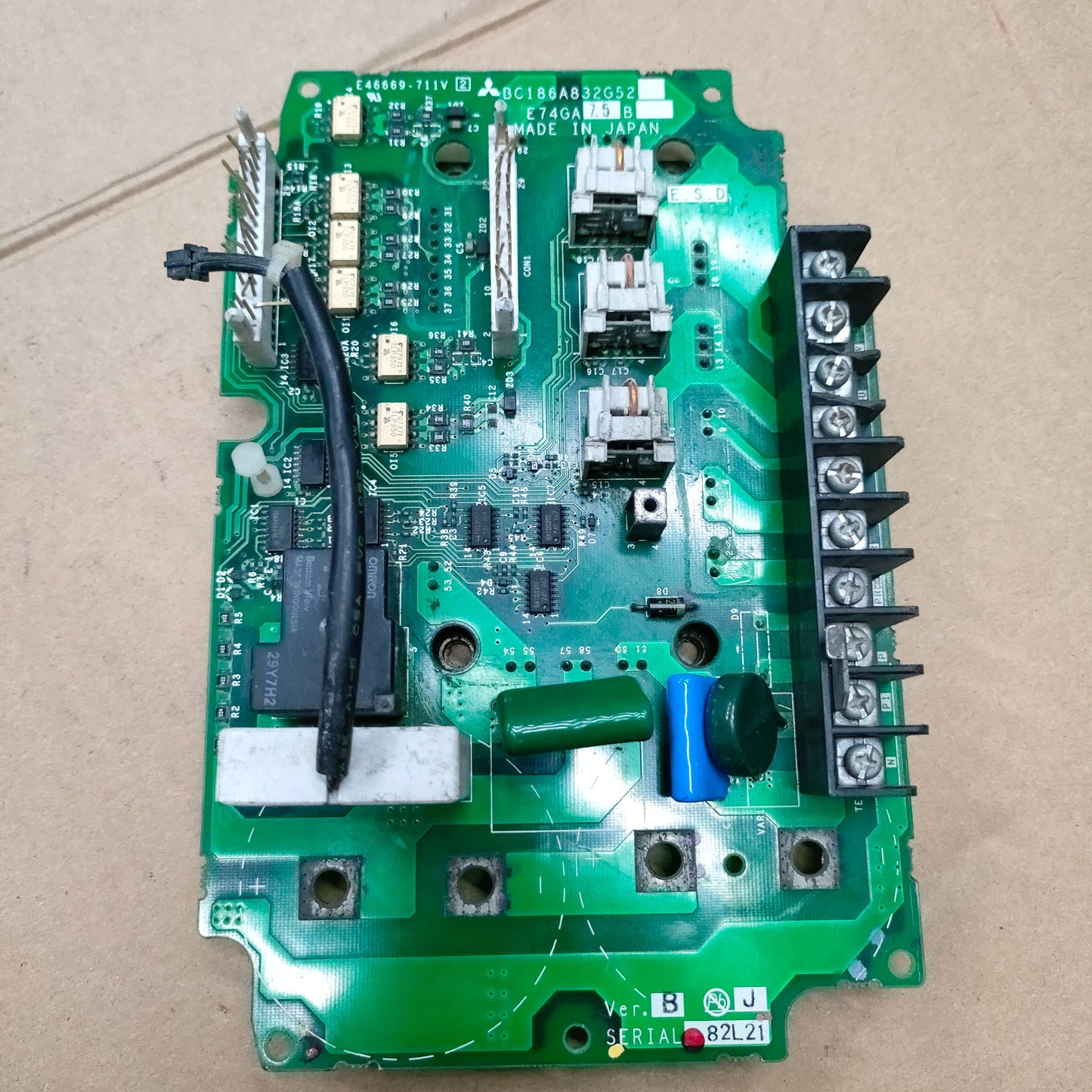 Mitsubishi BC186A832G52 E74GA7.5B Inverter drive board