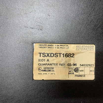 Schneider TSXDST1682 Output Module