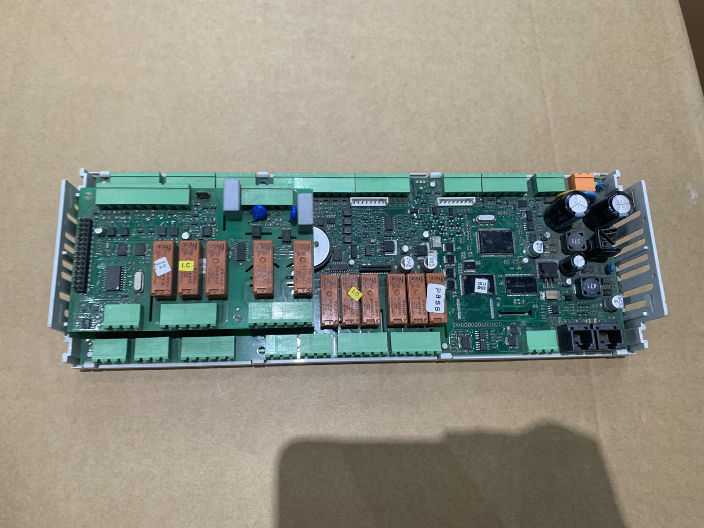 CAREL PCO3MQ2BL0 Controller