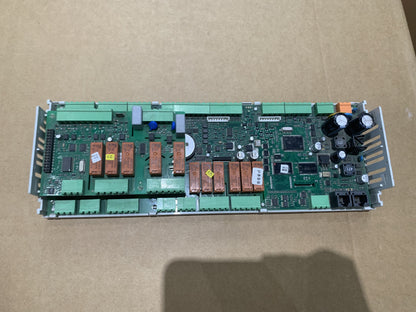 CAREL PCO3MQ2BL0 Controller