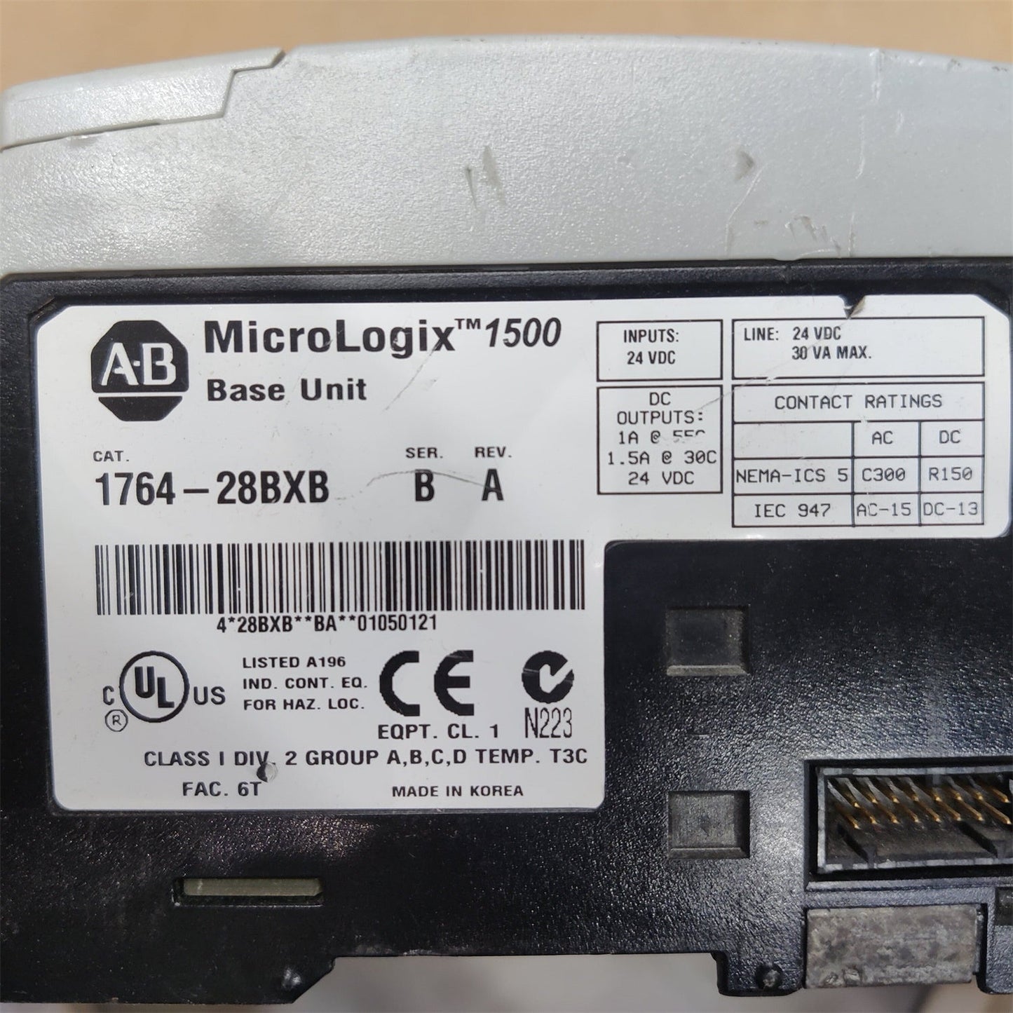 Allen-Bradley 1764-28BXB SER B MicroLogix1500 28 Point Controller