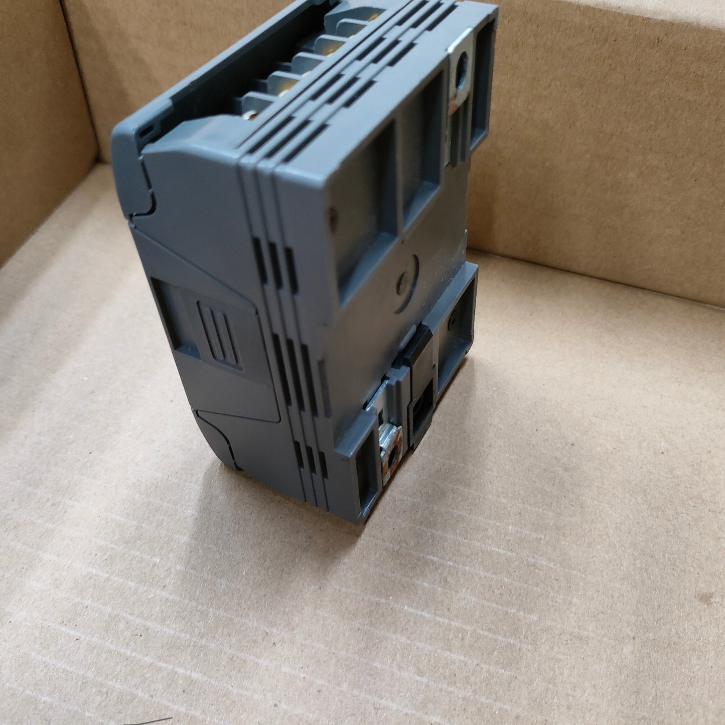 Keyence KV-16R PLC Module