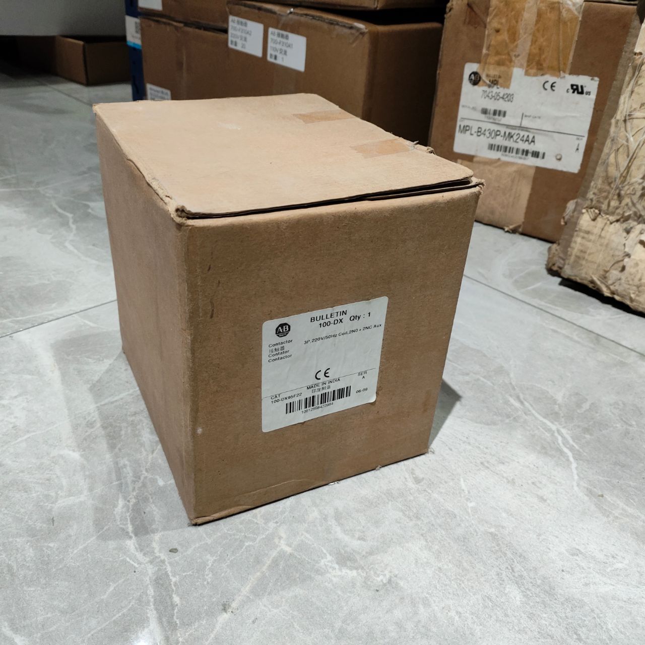 ALLEN-BRADLEY 100-DX95F22 Contactor