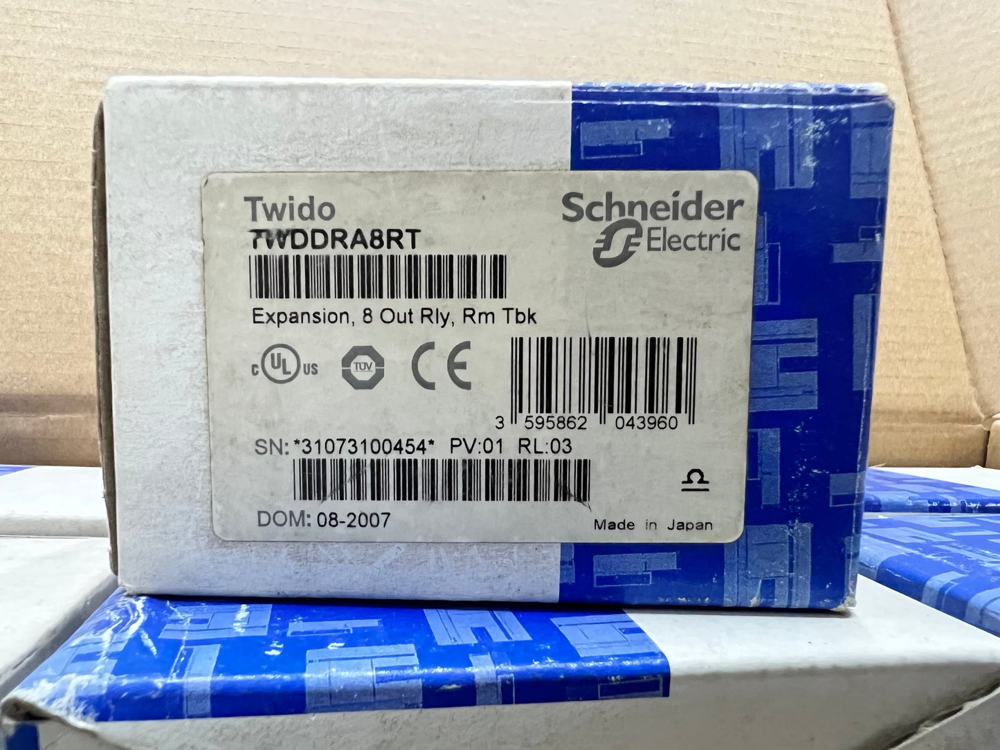 Schneider TWDDRA8RT Discrete Output Module