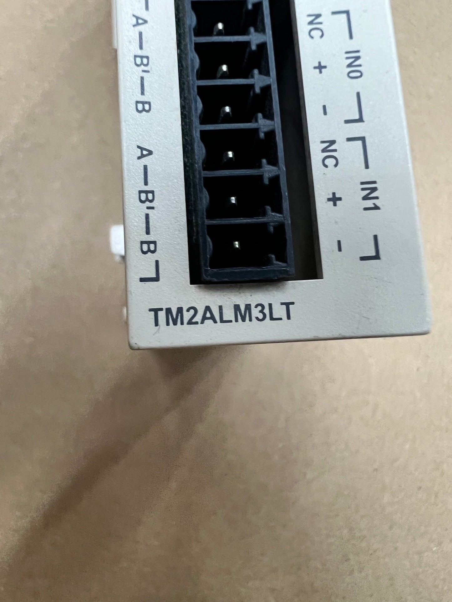 Schneider Electric TM2ALM3LT Analog I/O Module