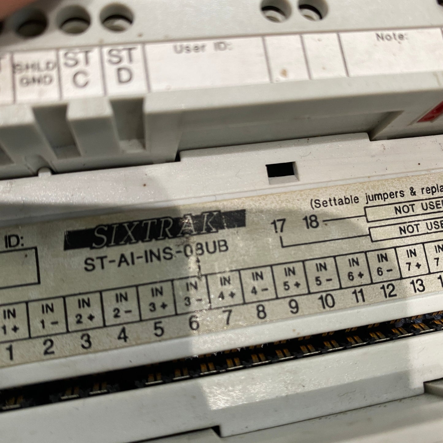 Sixtrak ST-AI-INS-08UB Analog Input Module