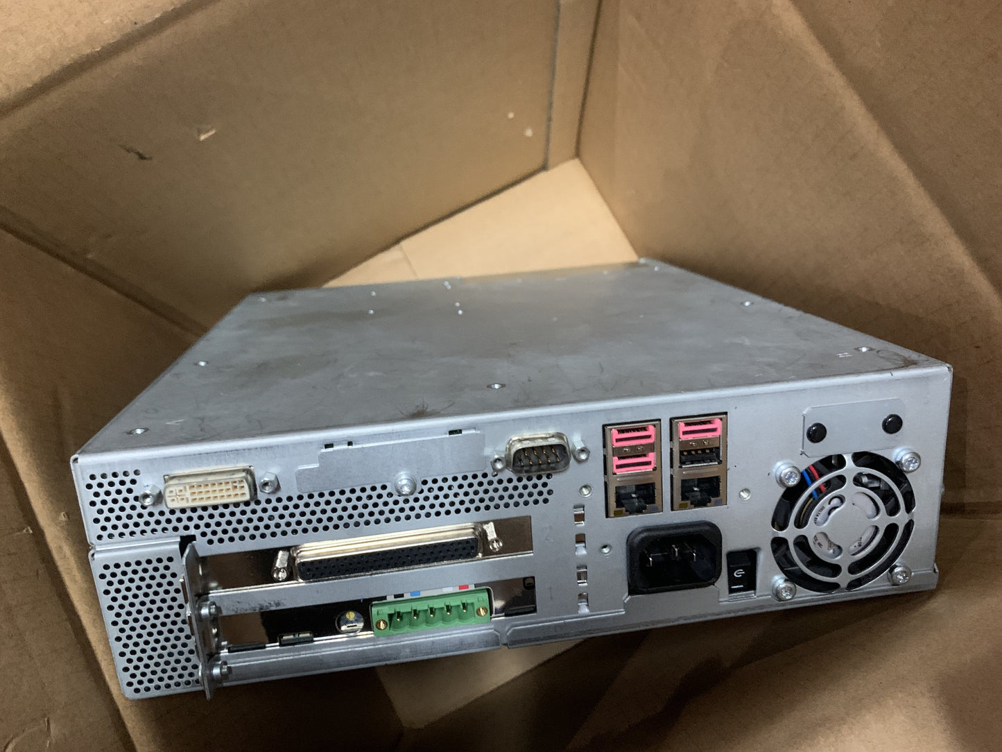 Siemens 6ES7647-6BD20-0AX0 SIMATIC BOX PC 627B