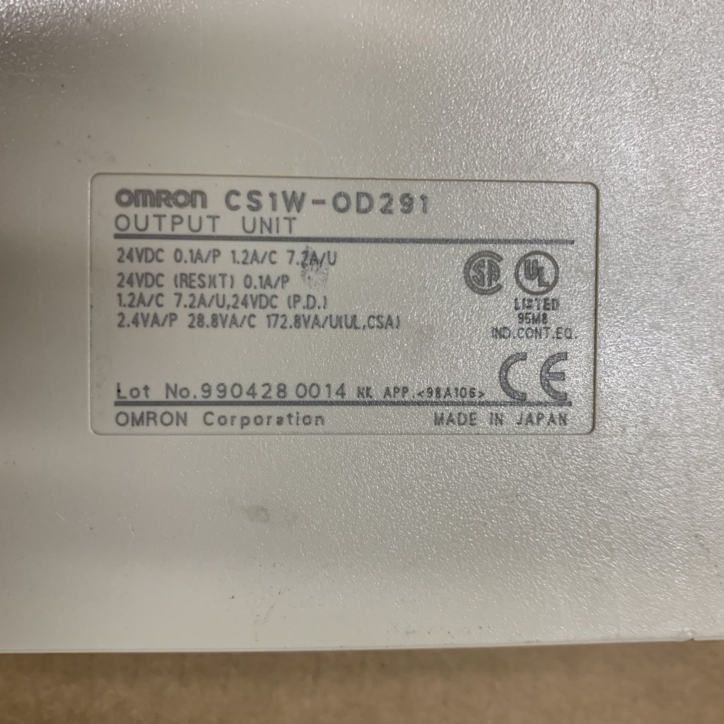 OMRON CS1W-OD291 OUTPUT MODULE