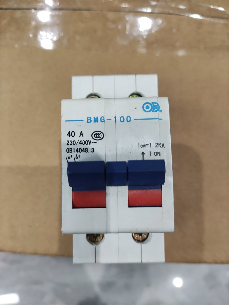 CHINA BMG-100 breaker
